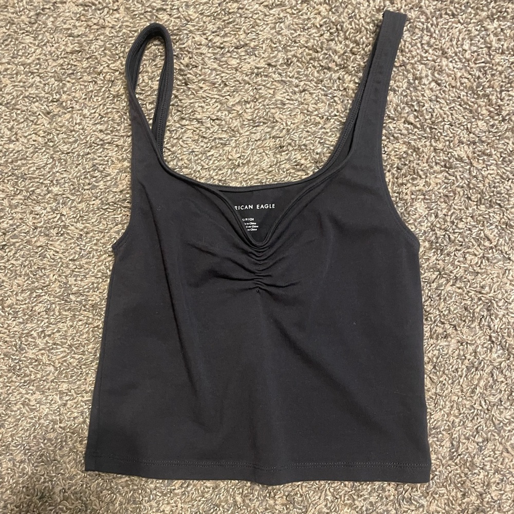 Black size, small American eagle, crop top, never been worn